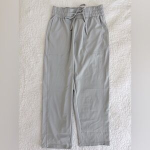 lululemon athletica Women’s Light Gray Drawstring Joggers